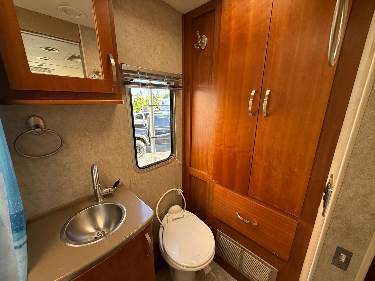 Used 2008 Dodge Sprinter 3500 RWD image 15