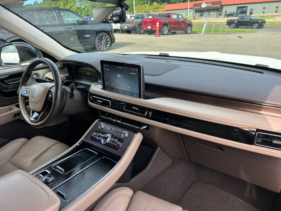 Used 2020 Lincoln Aviator Reserve w/ Equipment Group 202A AWD/4WD image 25