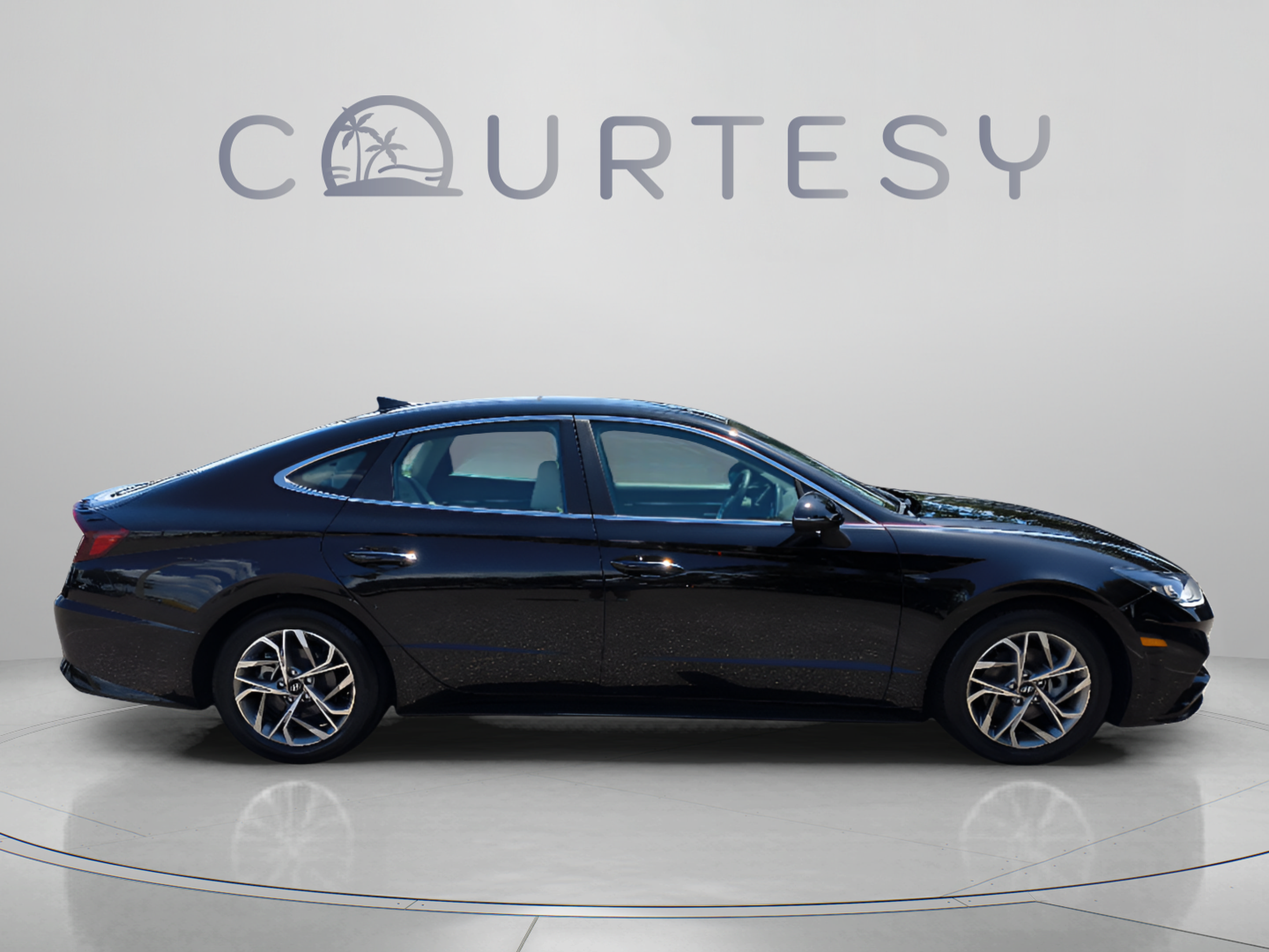 Certified 2021 Hyundai Sonata SEL w/ Convenience Package FWD image 6