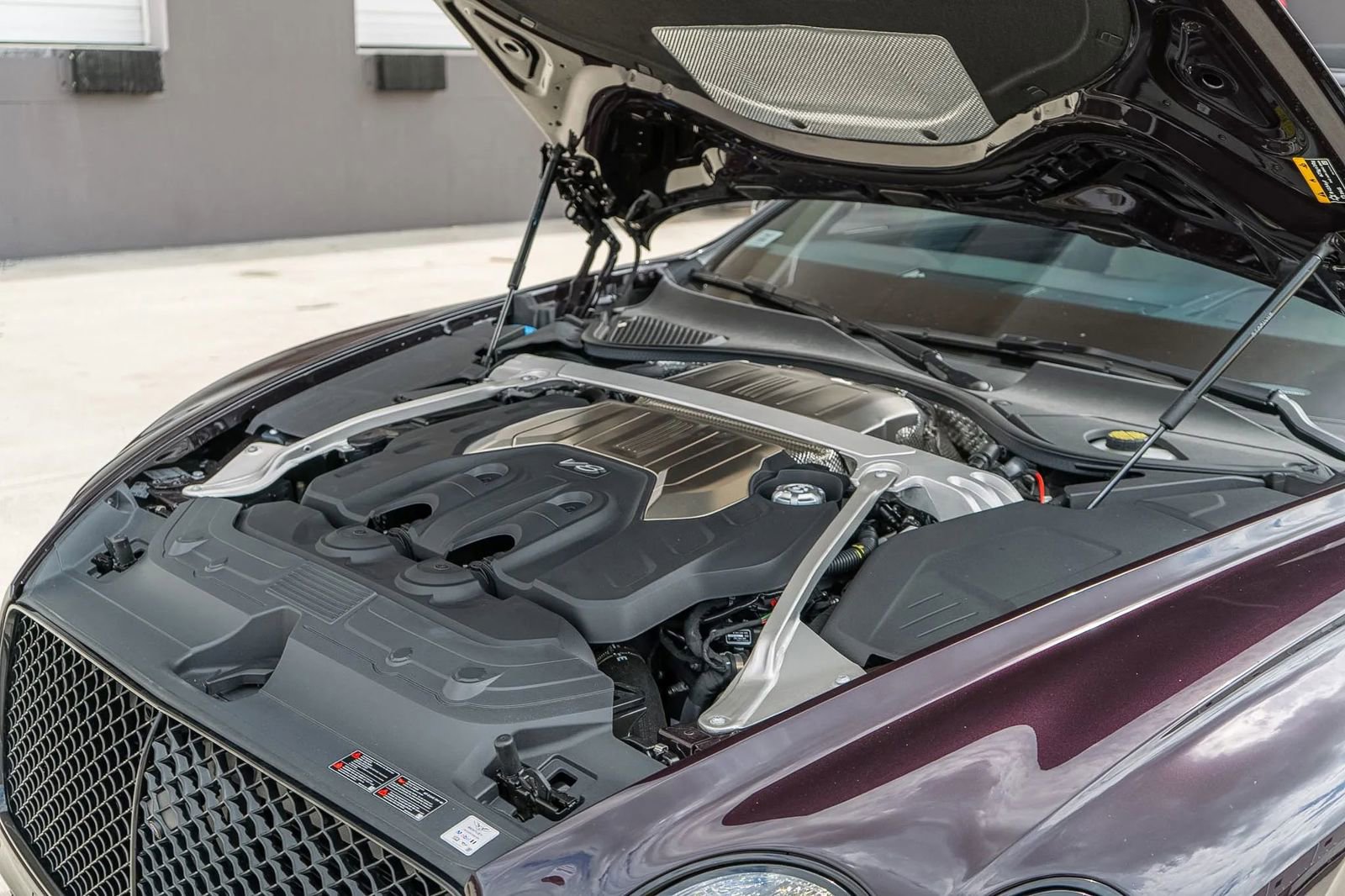 Used 2024 Bentley Continental GT V8 AWD/4WD image 44