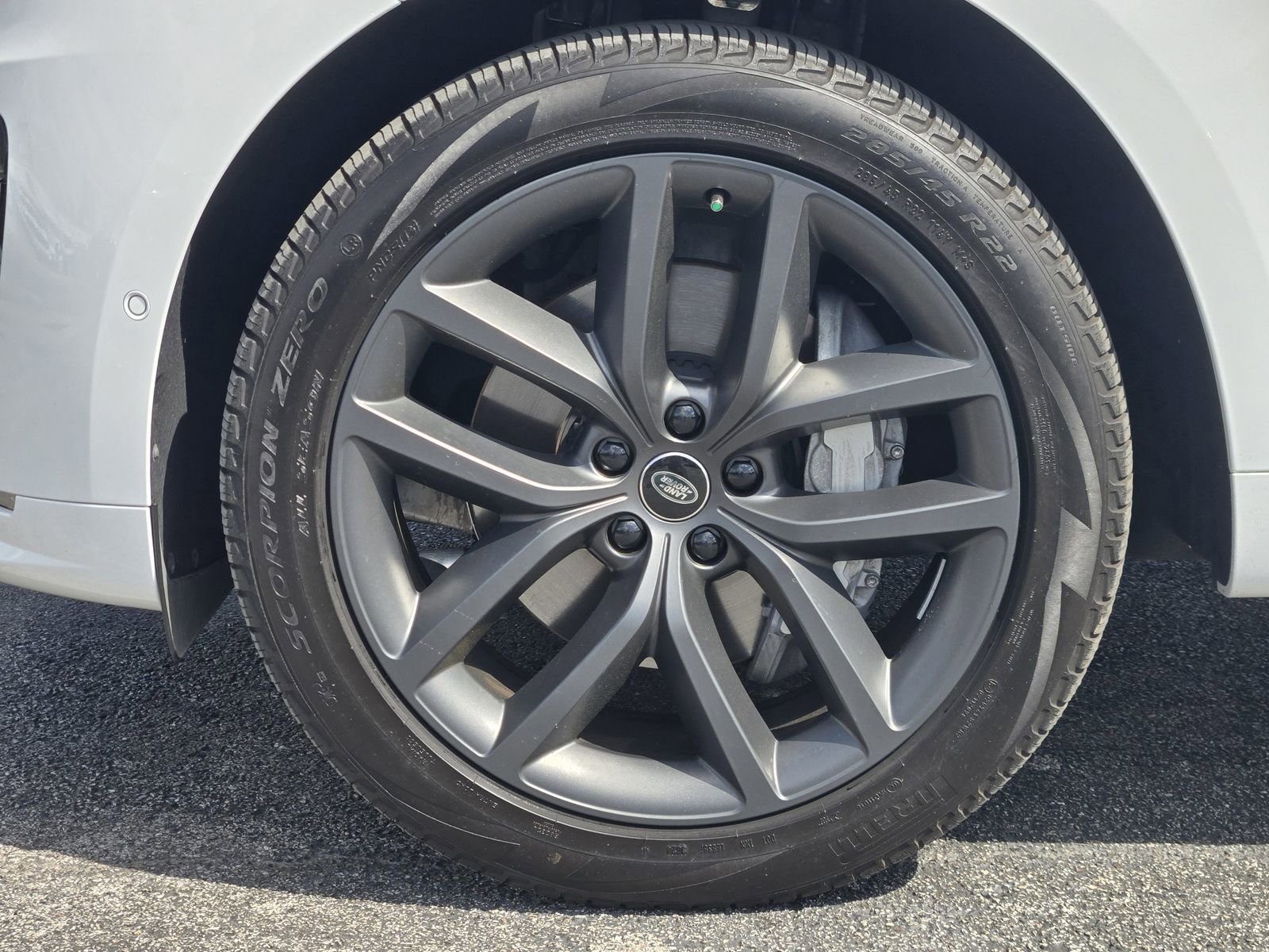 Used 2025 Land Rover Range Rover Sport Dynamic SE image 10