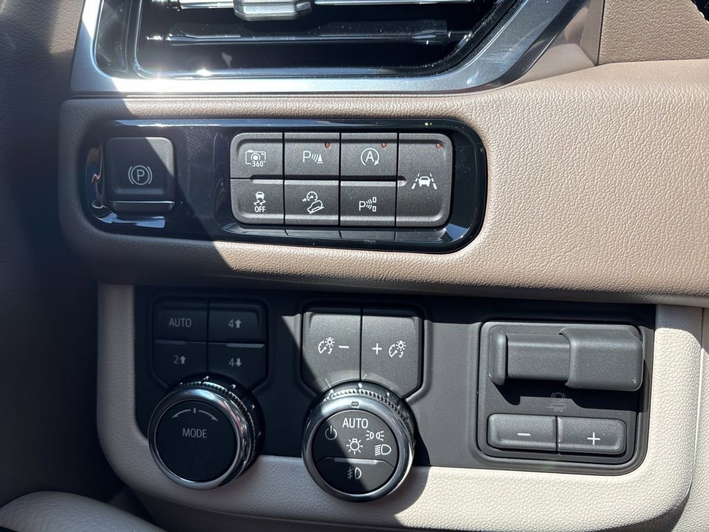 New 2026 GMC Yukon Denali image 38