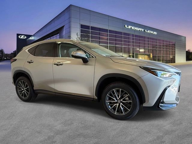 Used 2023 Lexus NX 350 AWD image 9