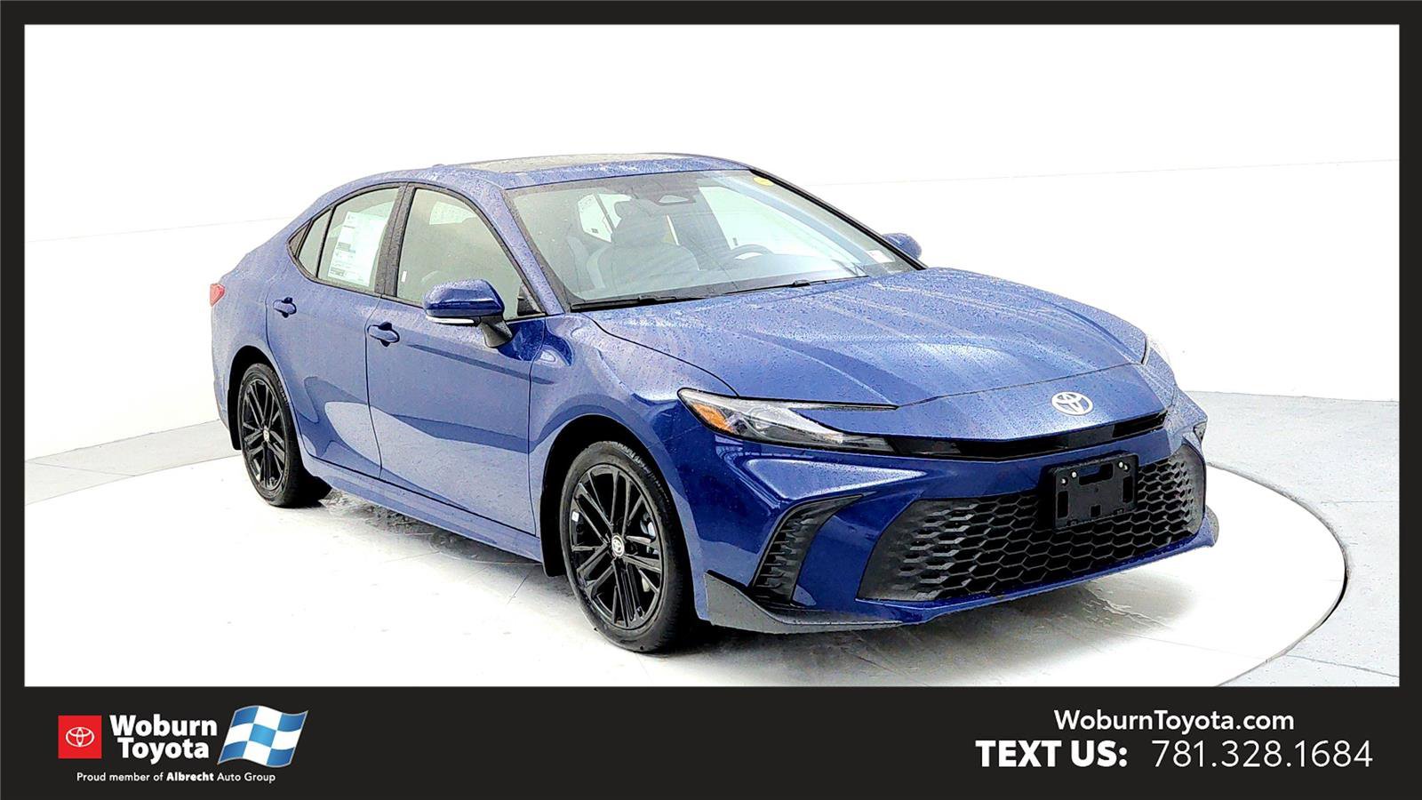 New 2026 Toyota Camry SE image 1