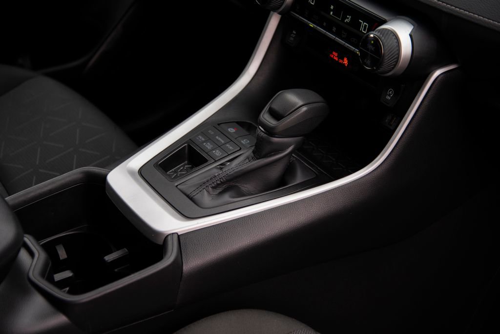 Used 2024 Toyota RAV4 XLE image 23