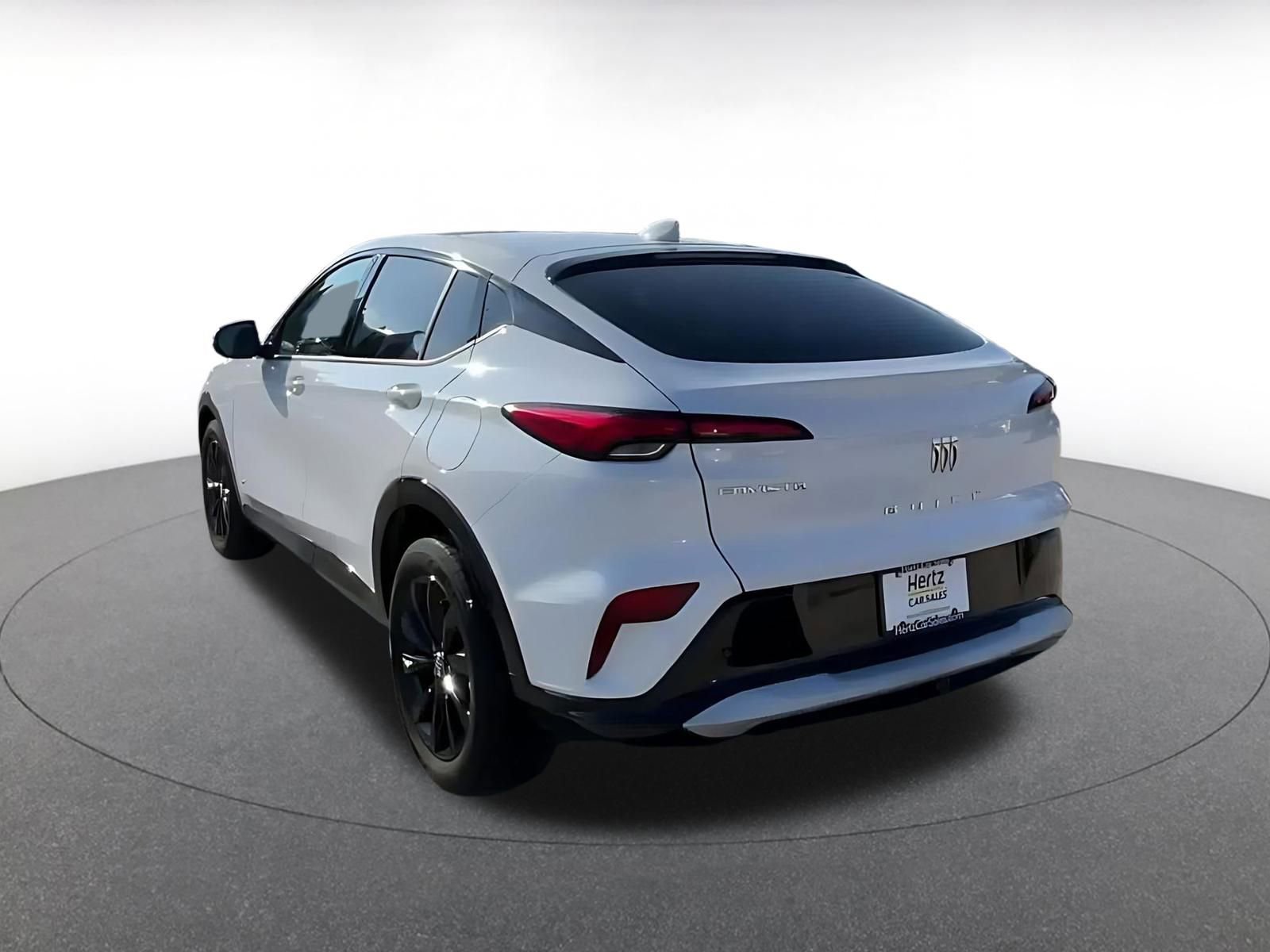 Used 2025 Buick Envista Sport Touring image 11