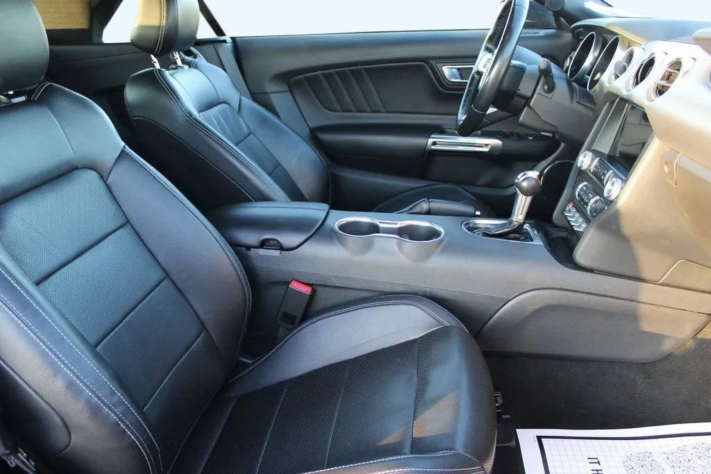 Used 2023 Ford Mustang Premium image 20