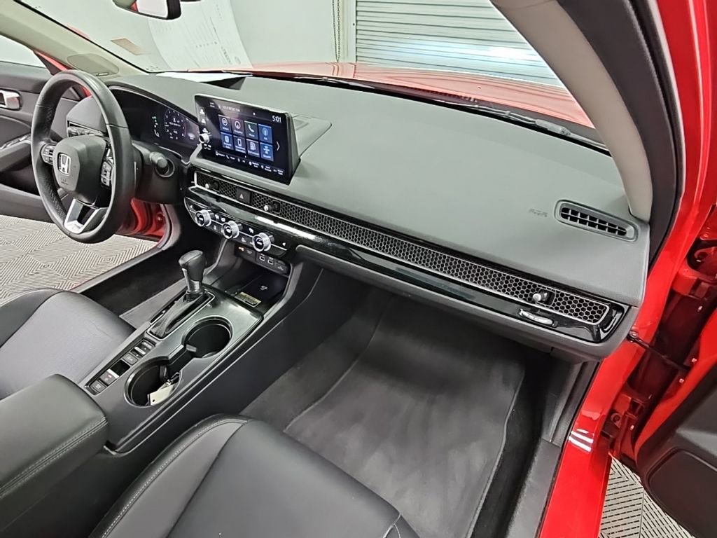 Used 2023 Honda Civic Touring image 39