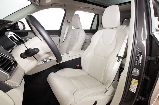 Used 2024 Volvo XC90 T8 Ultimate w/ Protection Package Premier AWD/4WD image 19