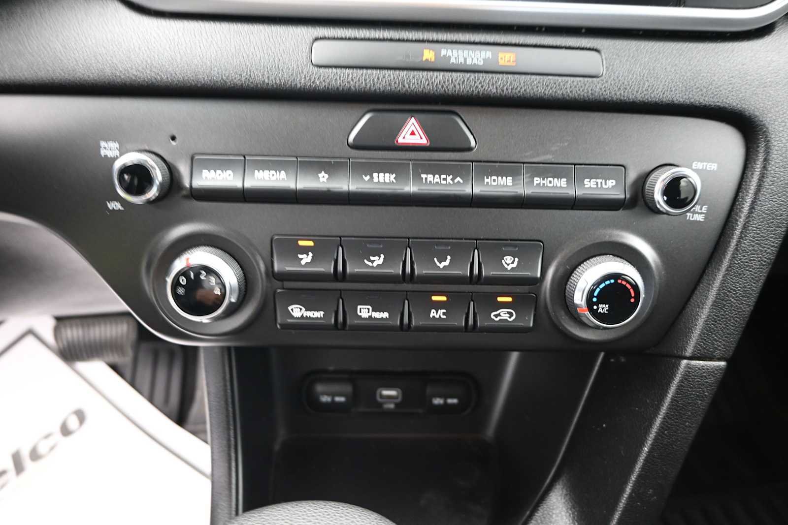 Used 2020 Kia Sportage LX FWD image 16