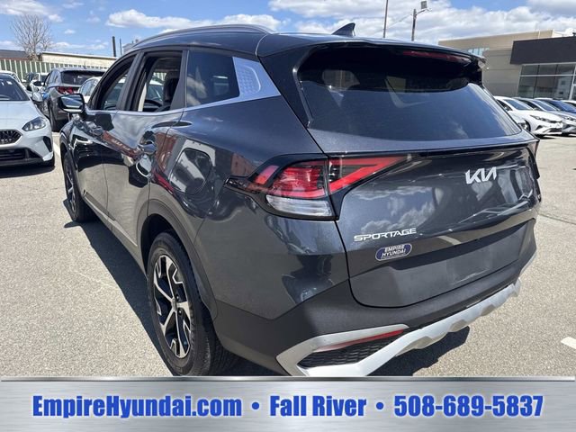 Used 2023 Kia Sportage EX AWD/4WD image 9