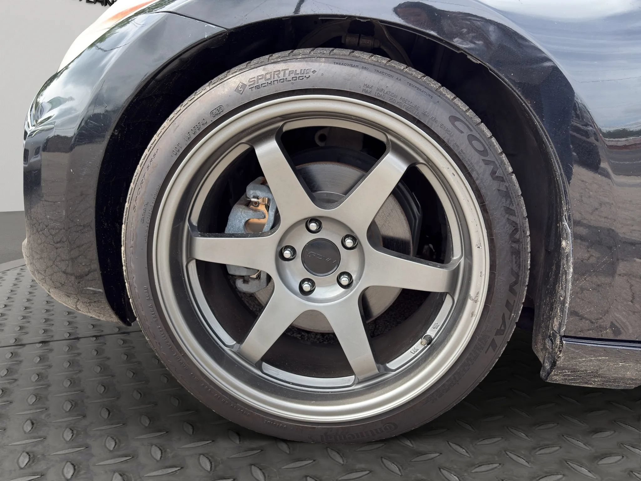 Used 2017 Nissan 370Z Coupe RWD image 23