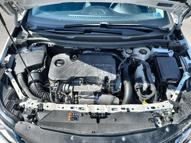 Used 2017 Chevrolet Cruze LT w/ Convenience Package FWD image 18