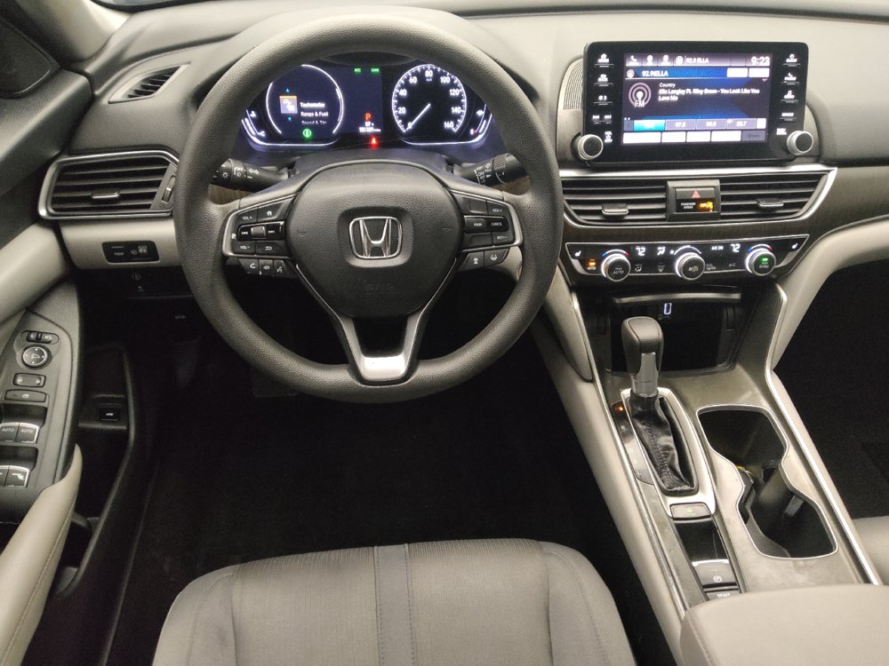 Used 2018 Honda Accord EX image 22