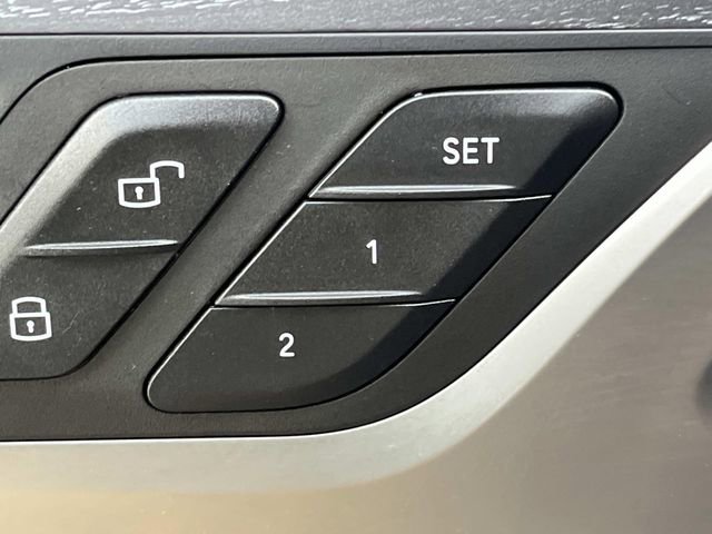 Used 2022 BMW X3 xDrive30i w/ M Sport Package 2 image 32