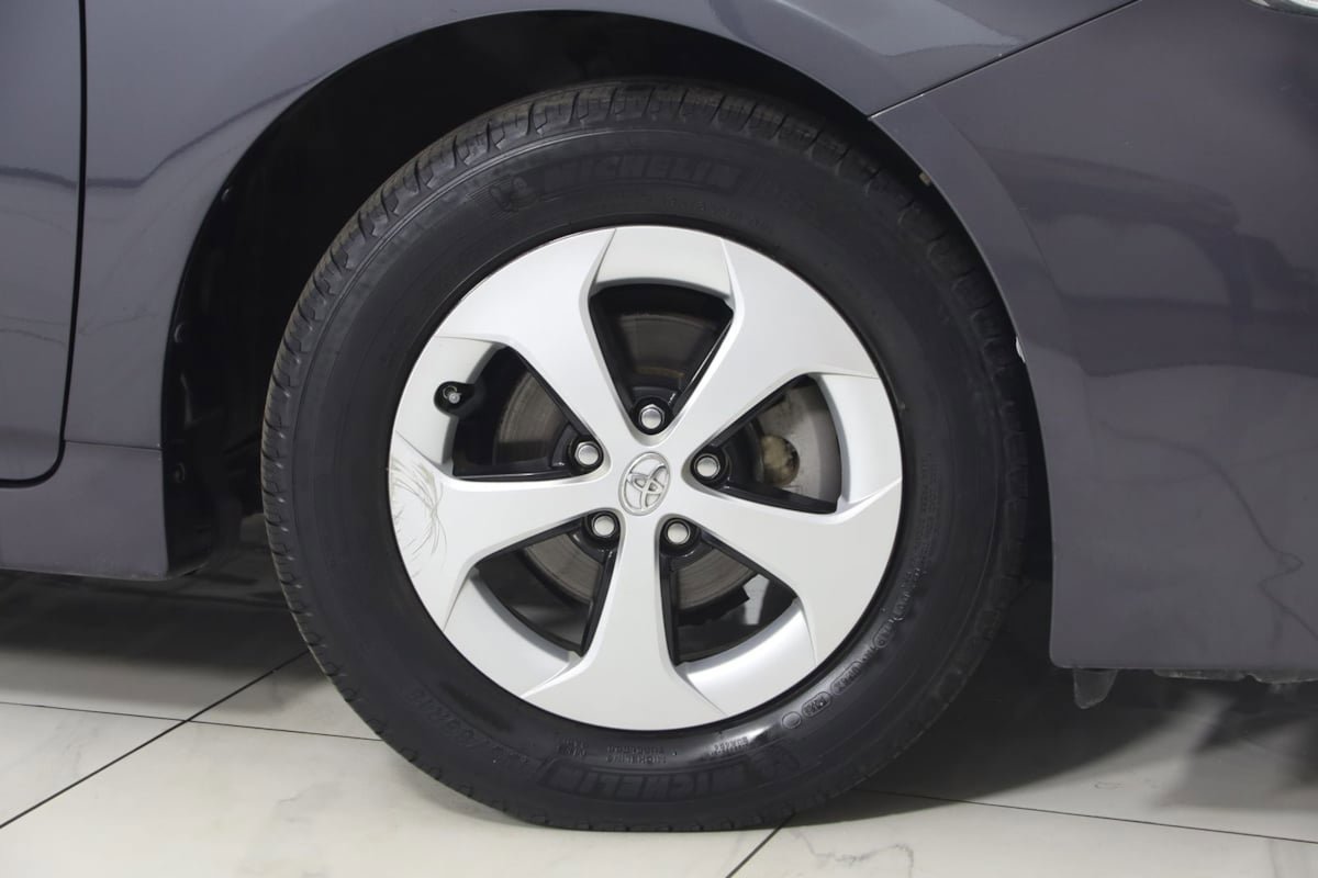 Used 2013 Toyota Prius Three FWD image 13