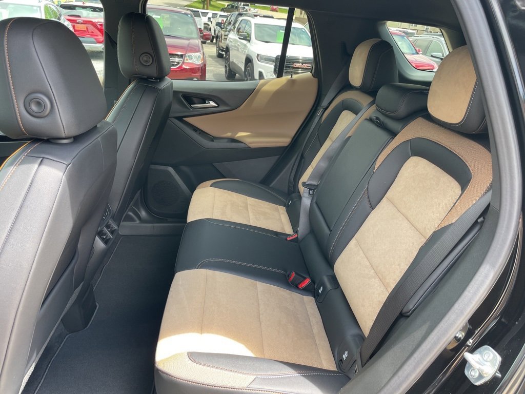 New 2026 Chevrolet Equinox ACTIV w/ Convenience Package III image 12