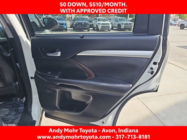 Used 2018 Toyota Highlander XLE FWD image 36