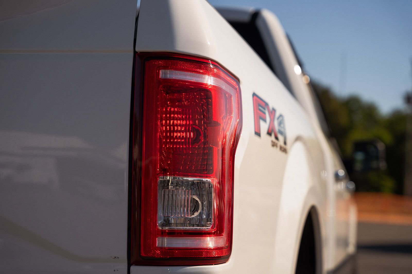 Used 2015 Ford F150 XLT w/ Equipment Group 301A Mid AWD/4WD image 15