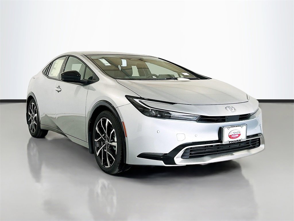 New 2026 Toyota Prius Plug-In Hybrid image 3