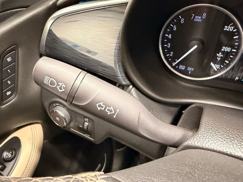 Used 2017 Buick Envision Premium image 32