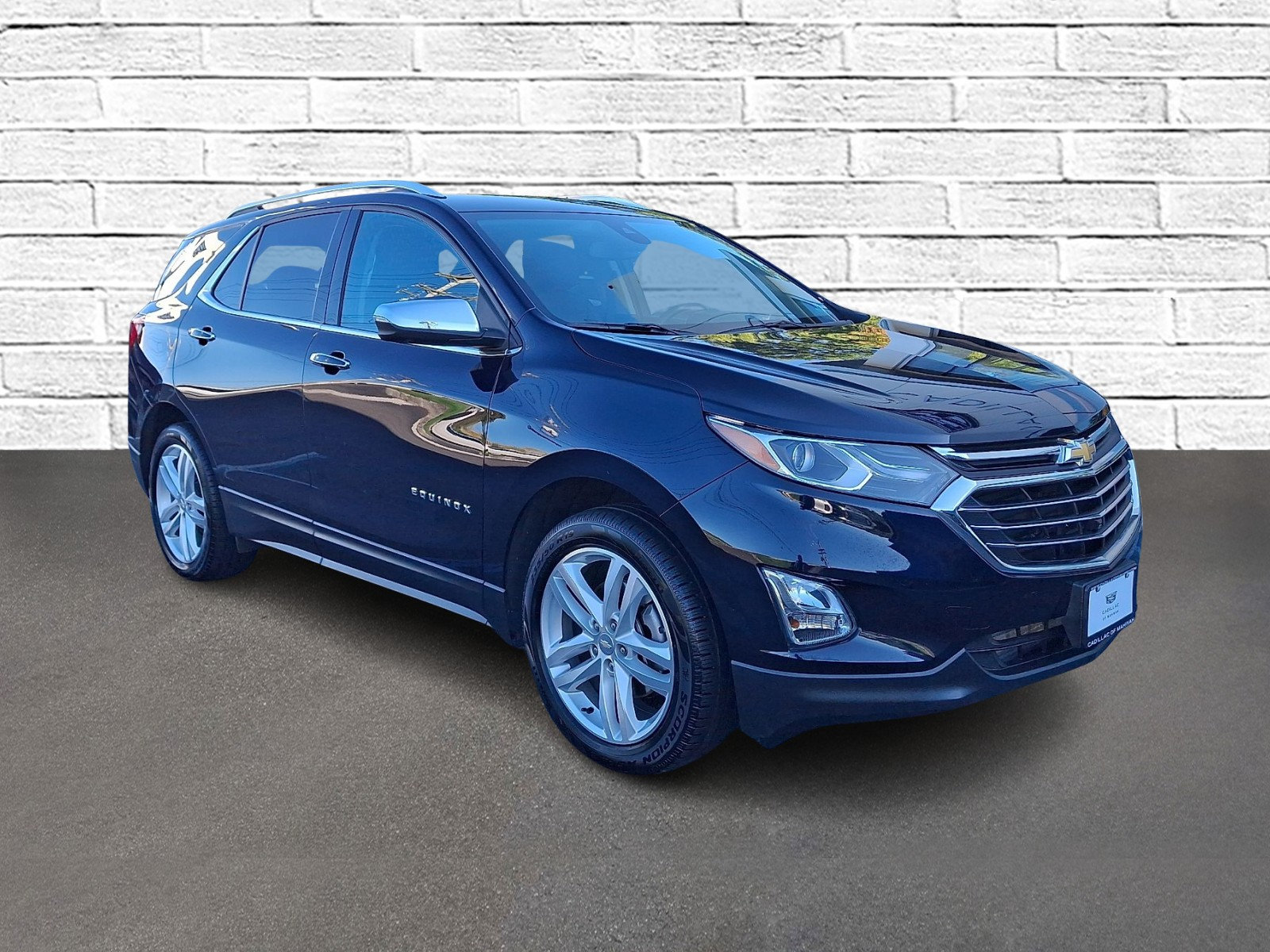 Used 2020 Chevrolet Equinox Premier AWD/4WD image 2