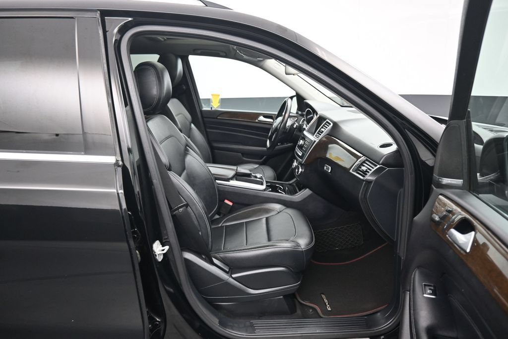 Used 2015 Mercedes-Benz ML 250 BlueTEC 4MATIC image 40