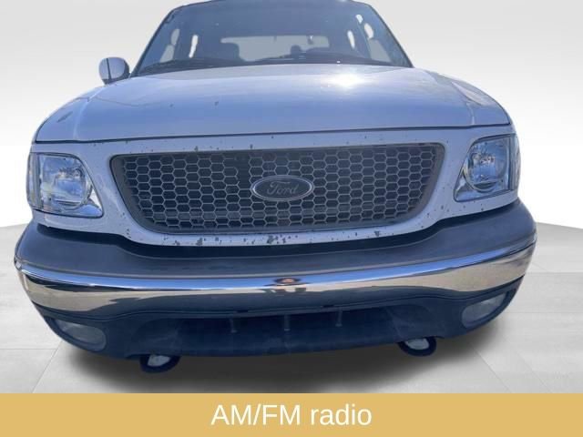 Used 2003 Ford F150 Lariat image 2