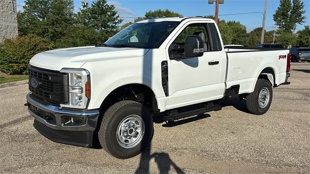 New 2026 Ford F250 XL image 2