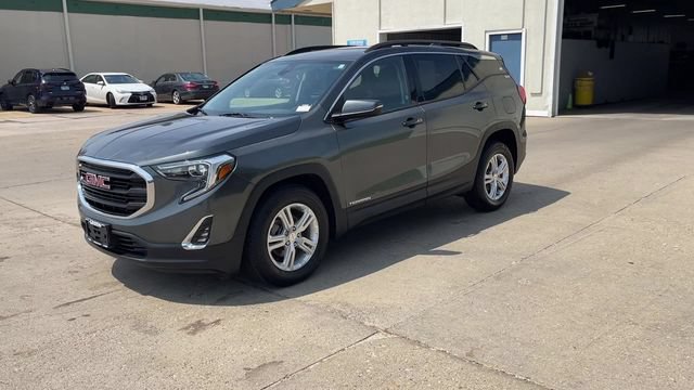 Used 2020 GMC Terrain SLE w/ Driver Convenience Package AWD/4WD image 4