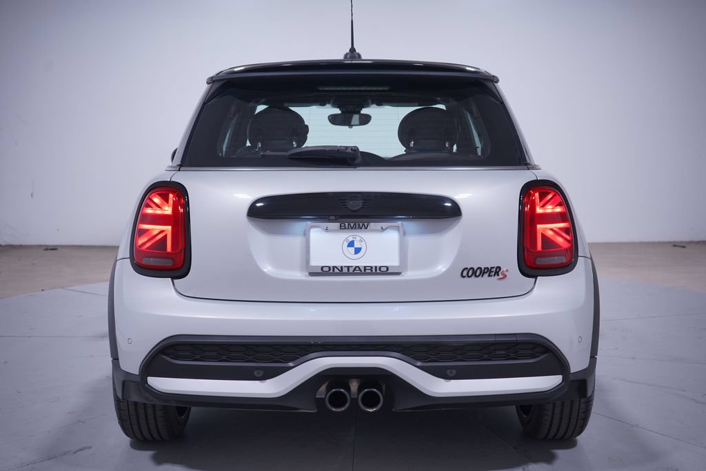 Used 2022 MINI Cooper S FWD image 5