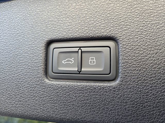 New 2026 Audi RS Q8 performance image 12