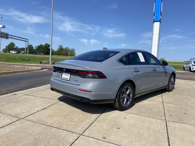 Used 2025 Honda Accord EX-L image 11