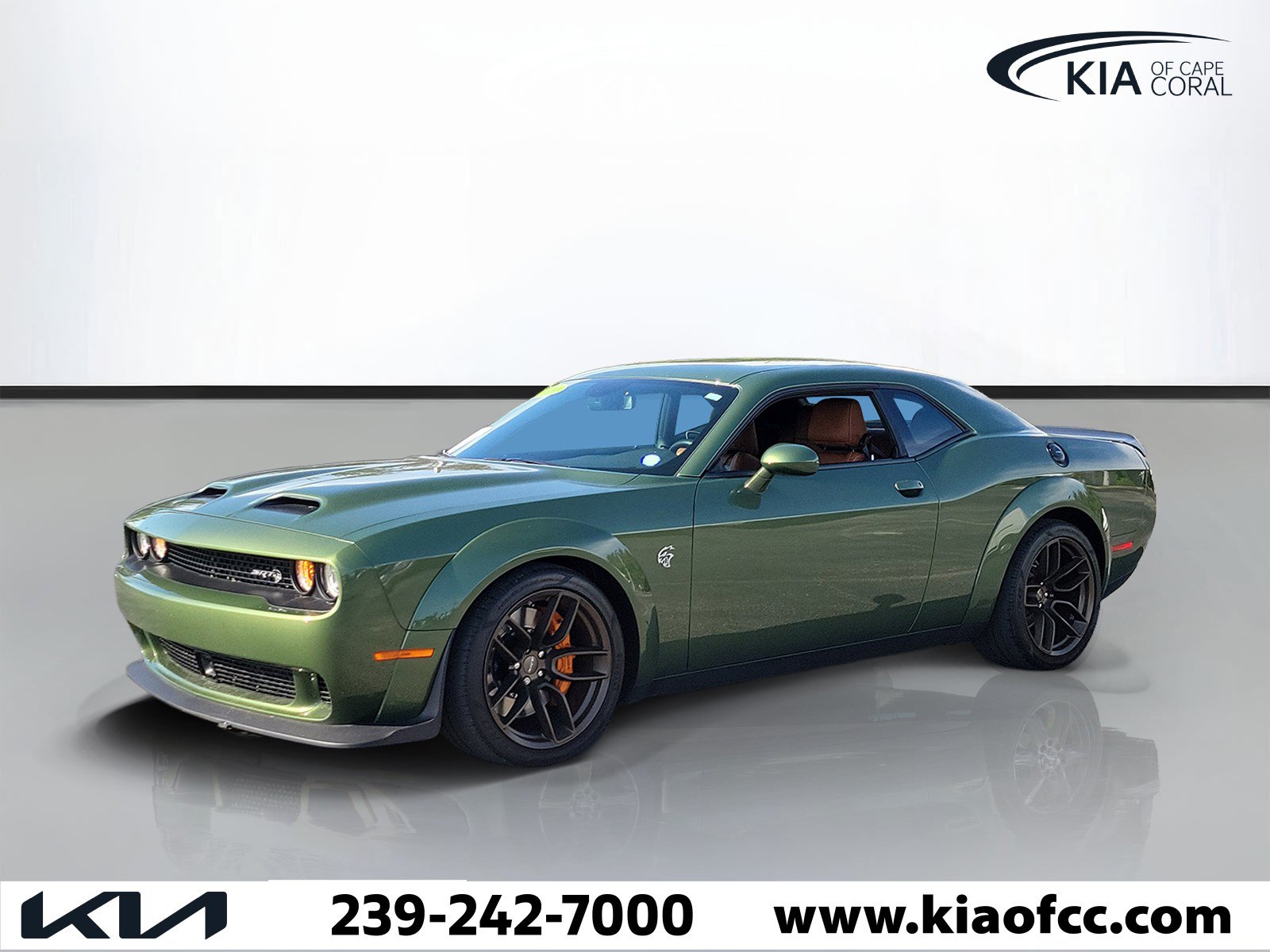 Used 2019 Dodge Challenger SRT Hellcat RWD image 3