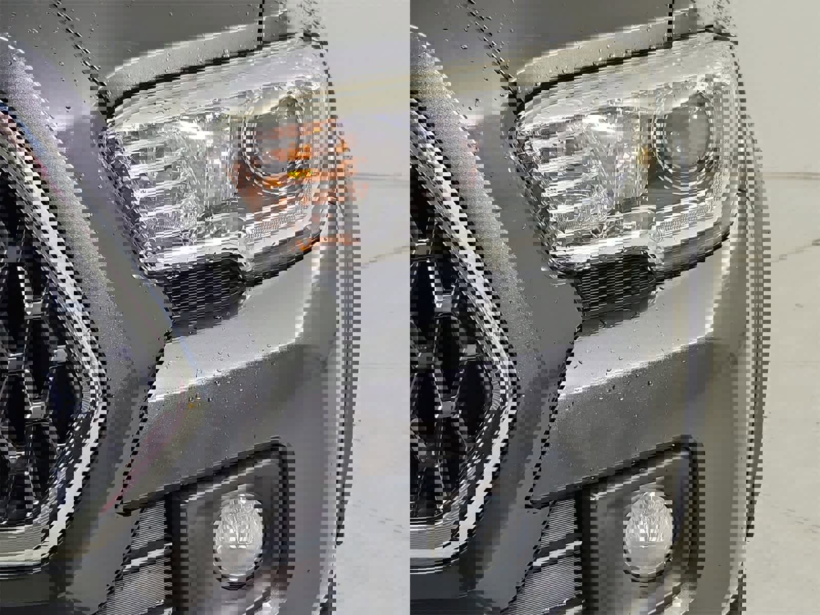 Used 2018 Toyota Tacoma TRD Off-Road image 10