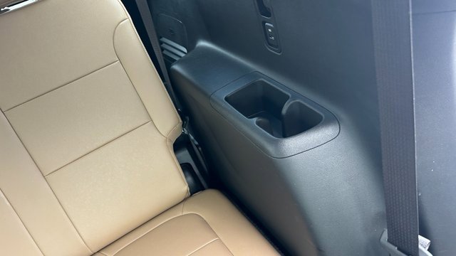 Certified 2023 Chevrolet Traverse Premier image 44