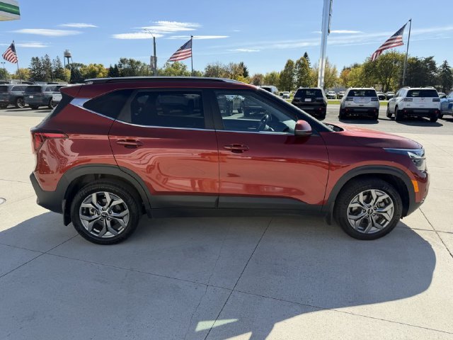 Used 2024 Kia Seltos S AWD/4WD image 9