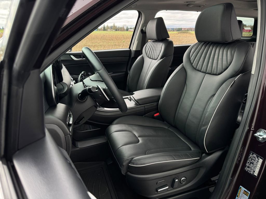 Used 2024 Hyundai Palisade Limited image 9