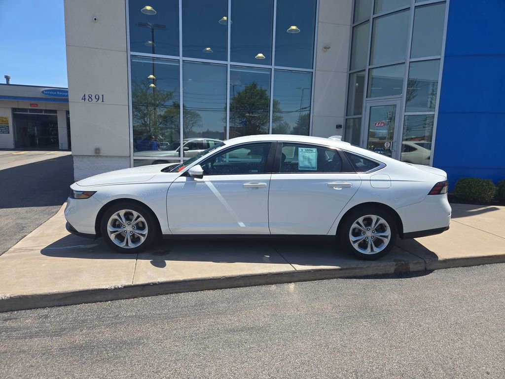 Certified 2023 Honda Accord LX image 6