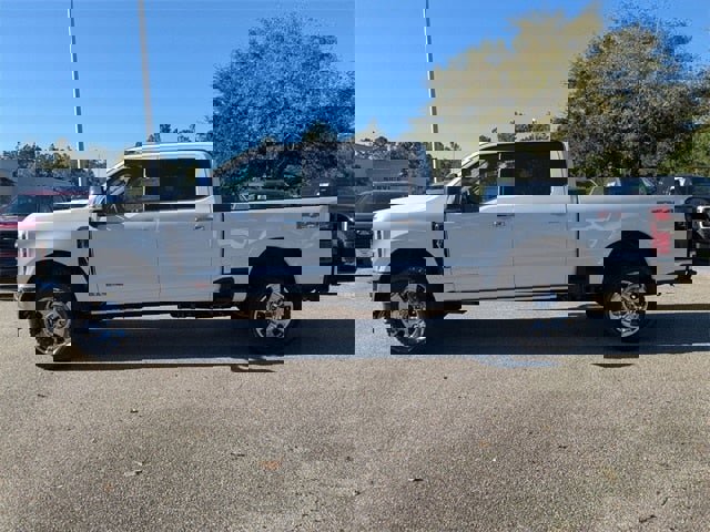 New 2026 Ford F250 Lariat image 6