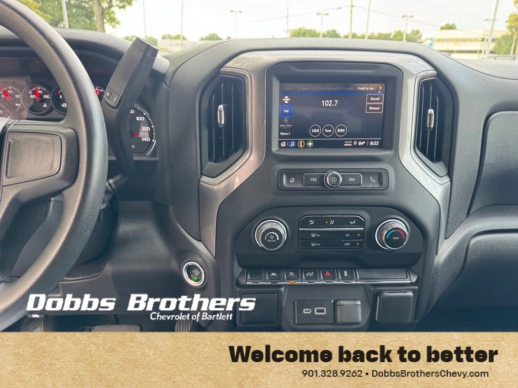 Used 2024 Chevrolet Silverado 1500 Custom AWD/4WD image 27