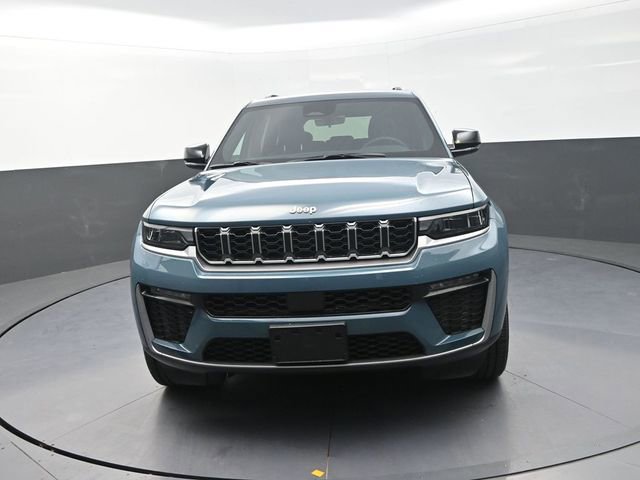 New 2026 Jeep Grand Cherokee Limited AWD/4WD image 4