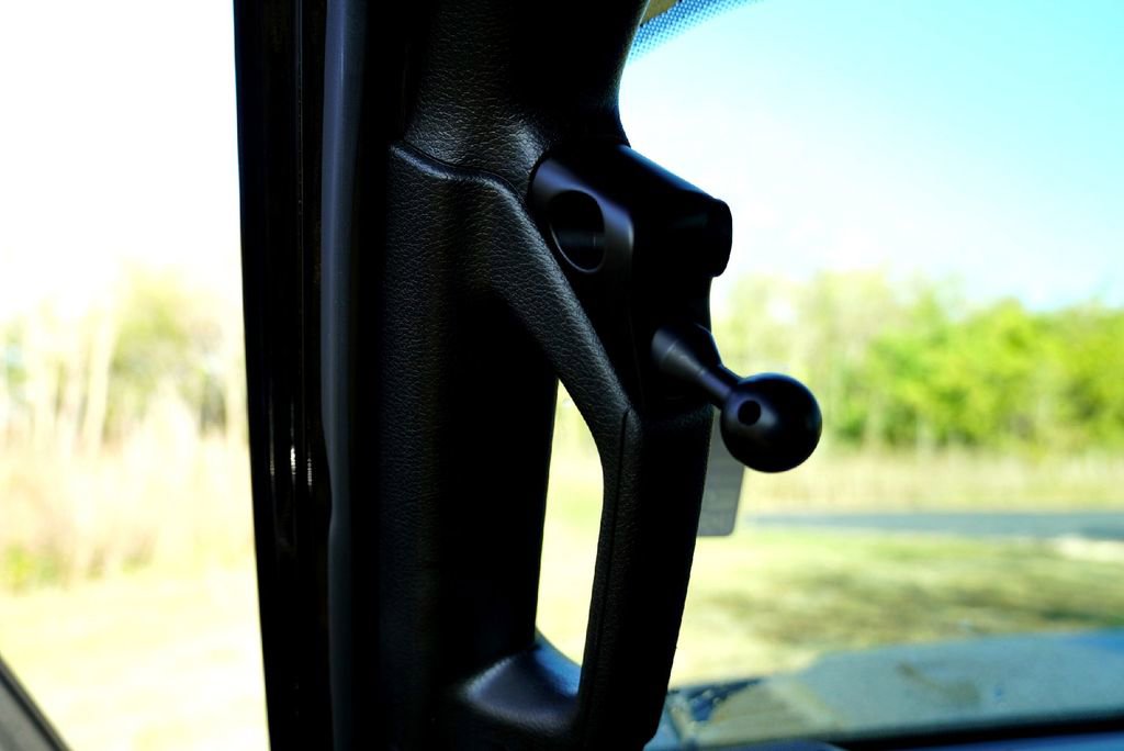 Used 2022 Jeep Gladiator Rubicon w/ Safety Group image 27