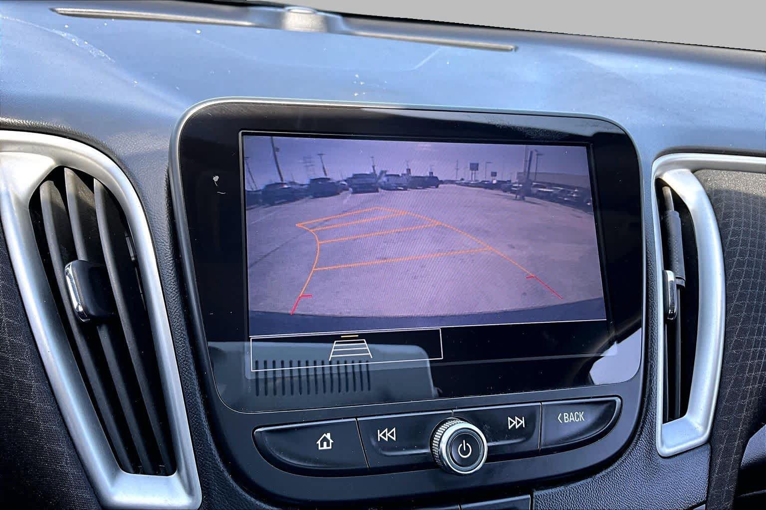 Used 2022 Chevrolet Malibu LS FWD image 27