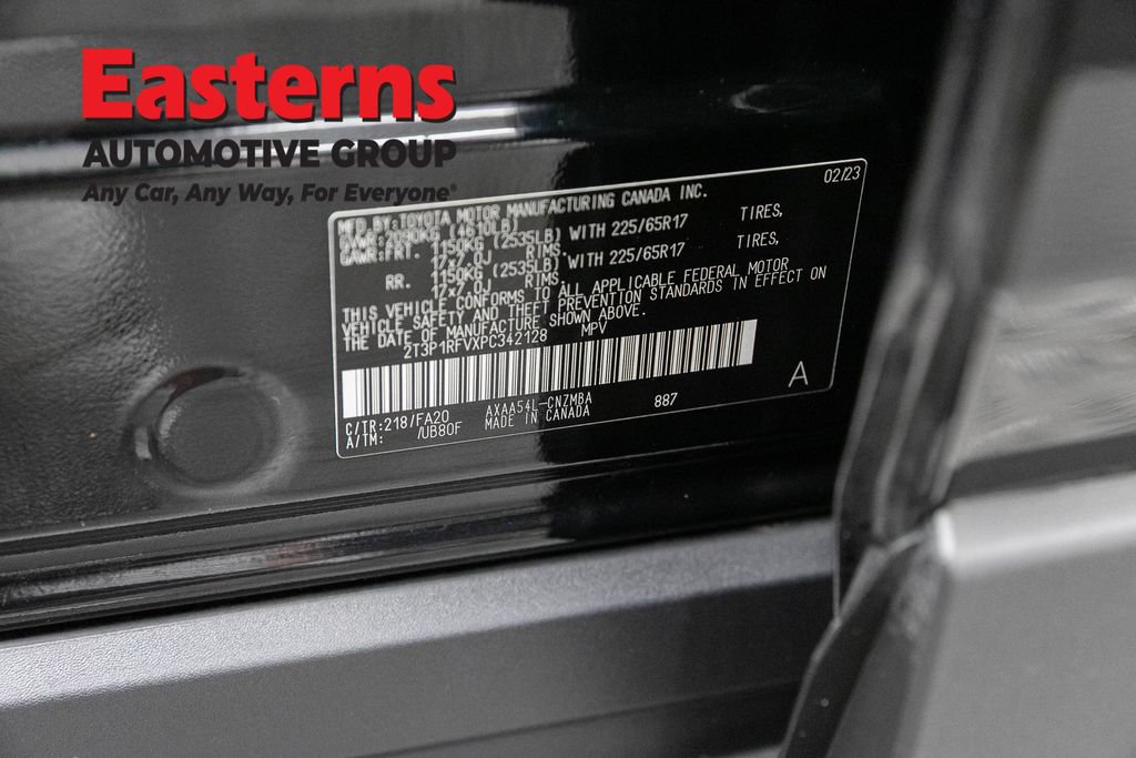 Used 2023 Toyota RAV4 XLE AWD/4WD image 34