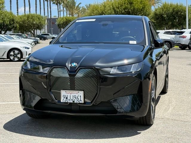 Used 2026 BMW iX xDrive60 AWD/4WD image 3