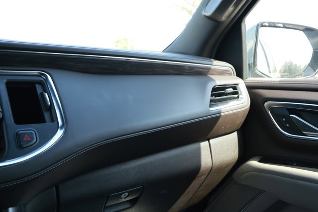 Used 2024 Chevrolet Tahoe LT RWD image 27