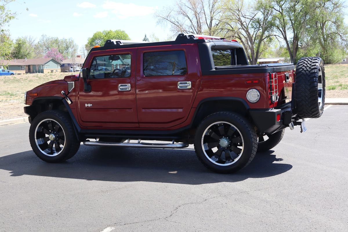 Used 2005 HUMMER H2 SUT w/ Preferred Equipment Group AWD/4WD image 8