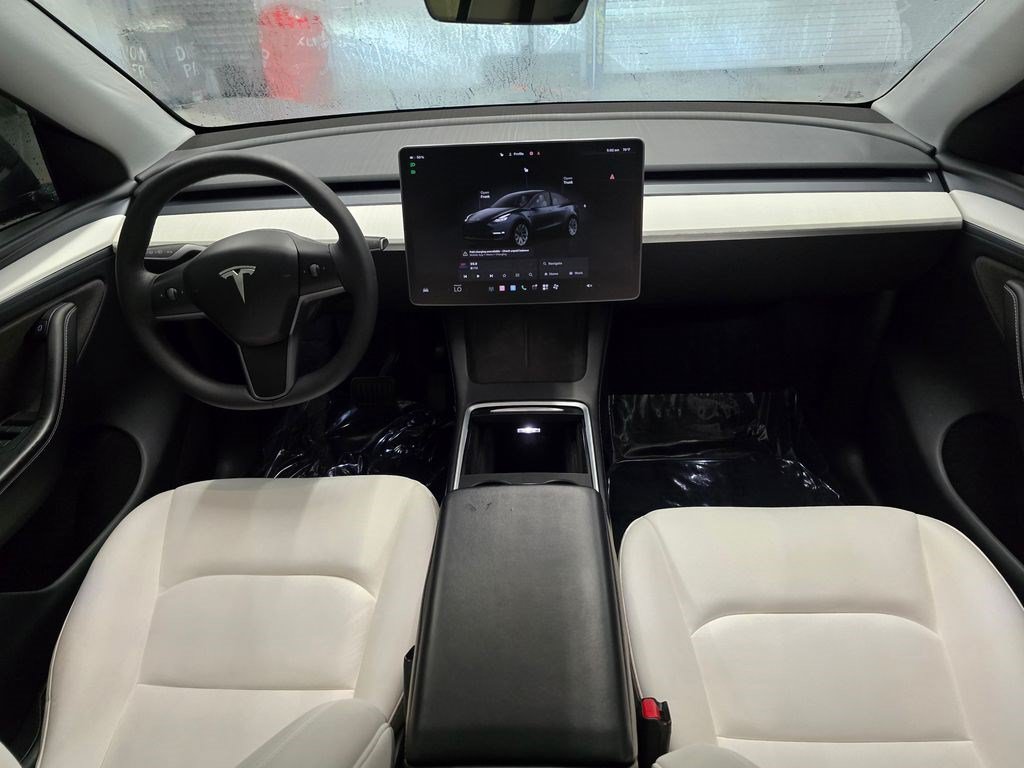 Used 2024 Tesla Model Y Long Range AWD/4WD image 35