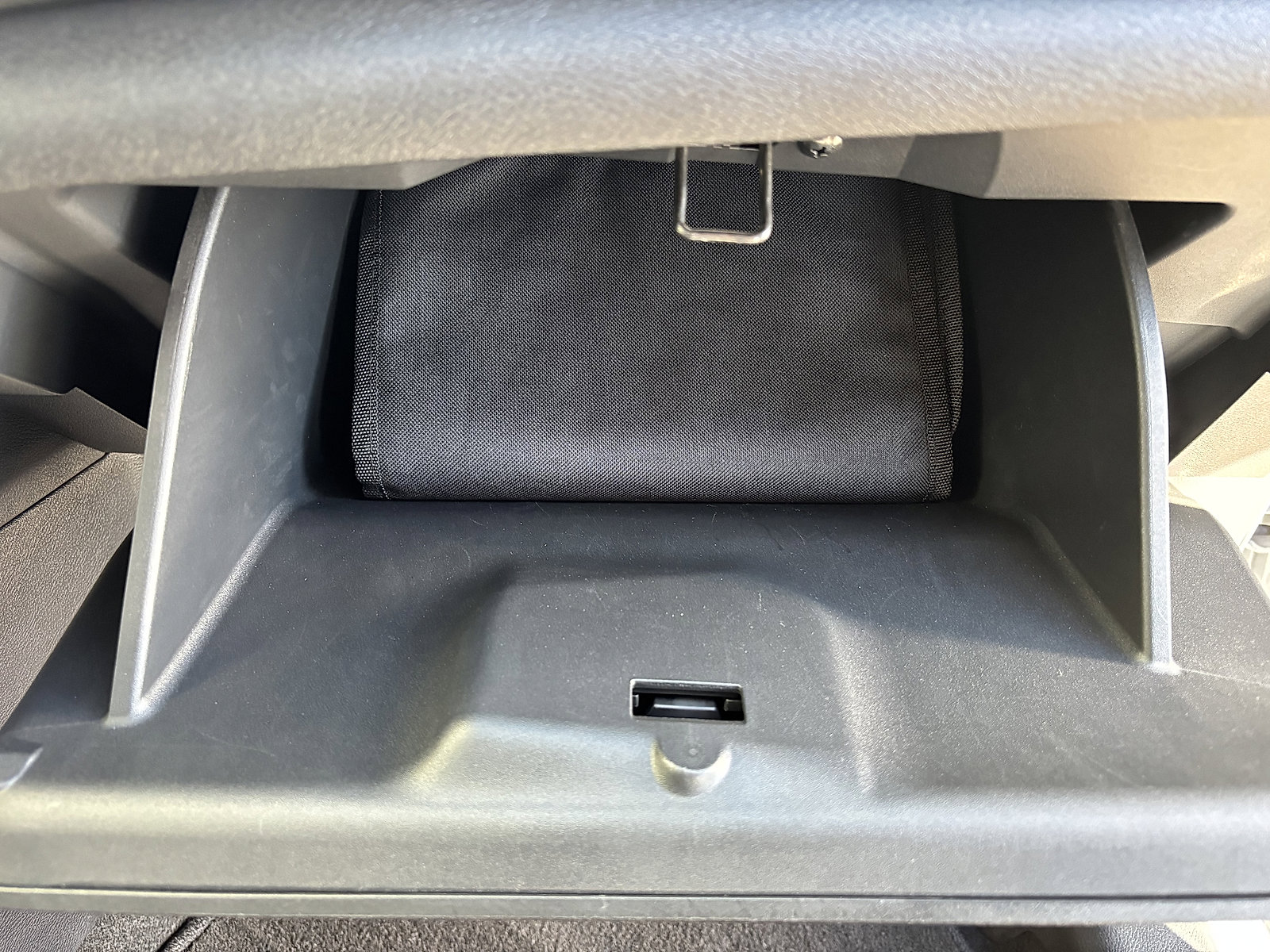 Used 2023 Nissan Kicks SR w/ SR Premium Package image 36